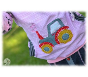 Stickdatei - Traktor Herzen mit Anhänger inkl. Puschendatei